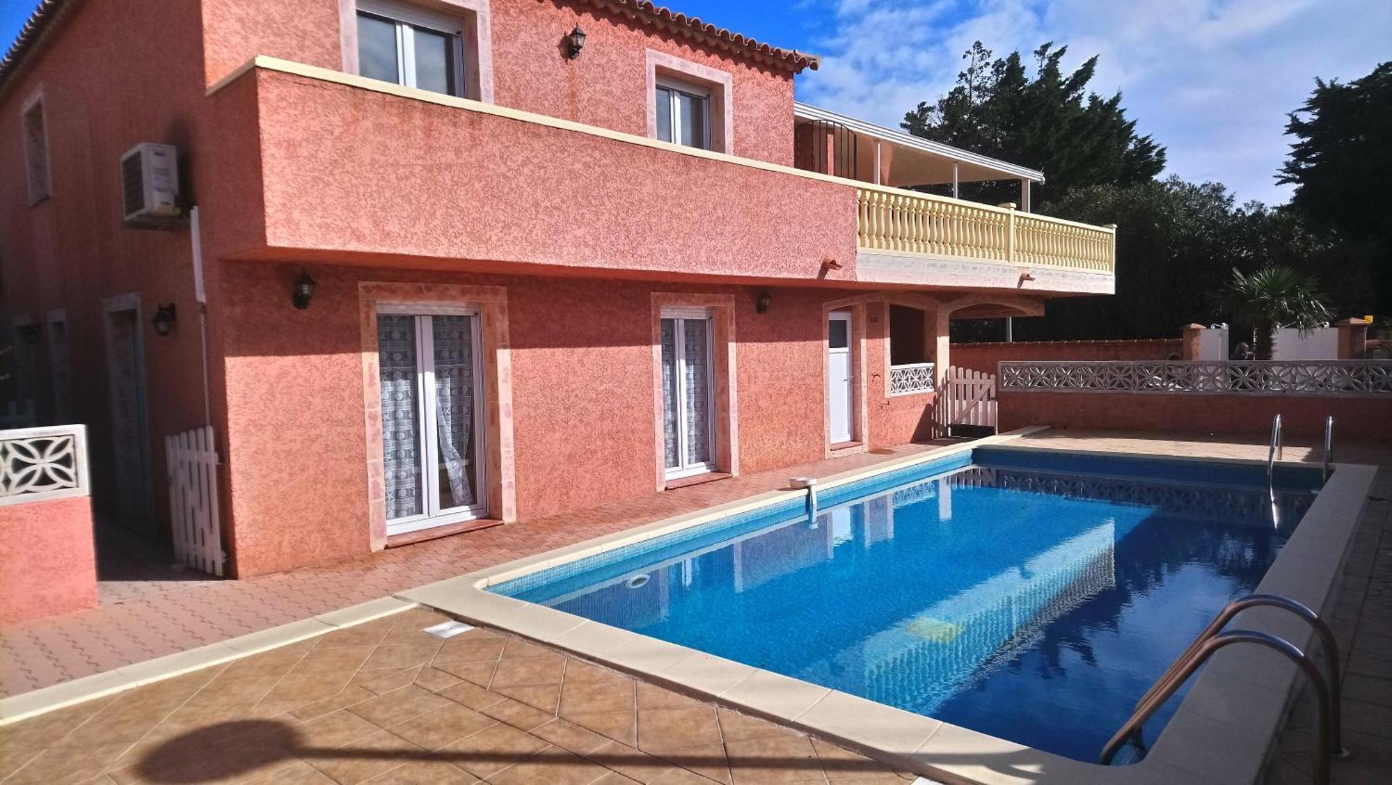 Appartements Dans Residence Avec Piscine - Mer A 500M Сент-Мари-ла-Мер Экстерьер фото